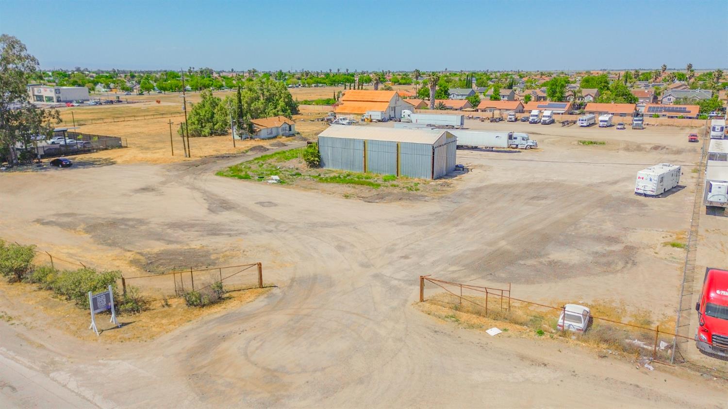 2524 E Pacheco Blvd, Los Banos, CA 93635