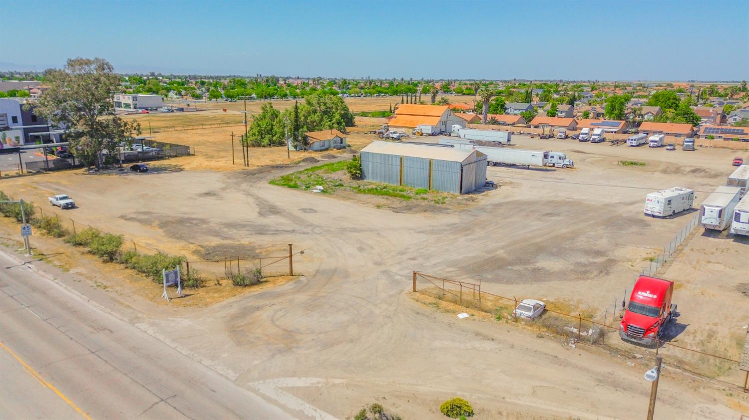 2524 E Pacheco Blvd, Los Banos, CA 93635