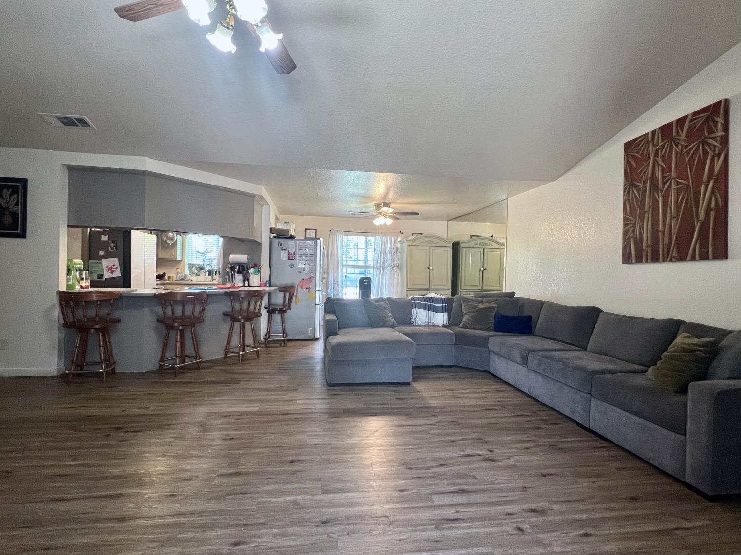 3116 Larrynell Dr, Ceres, CA 95307