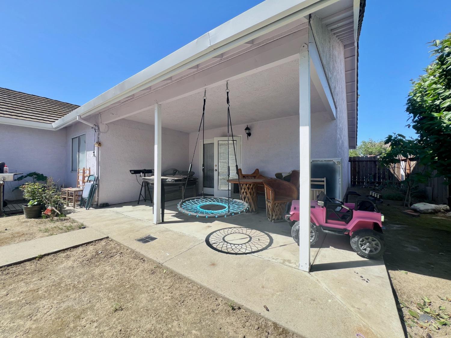 3116 Larrynell Dr, Ceres, CA 95307