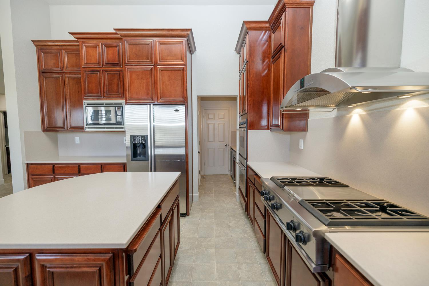 3216 Allan Adale Dr, Modesto, CA 95355