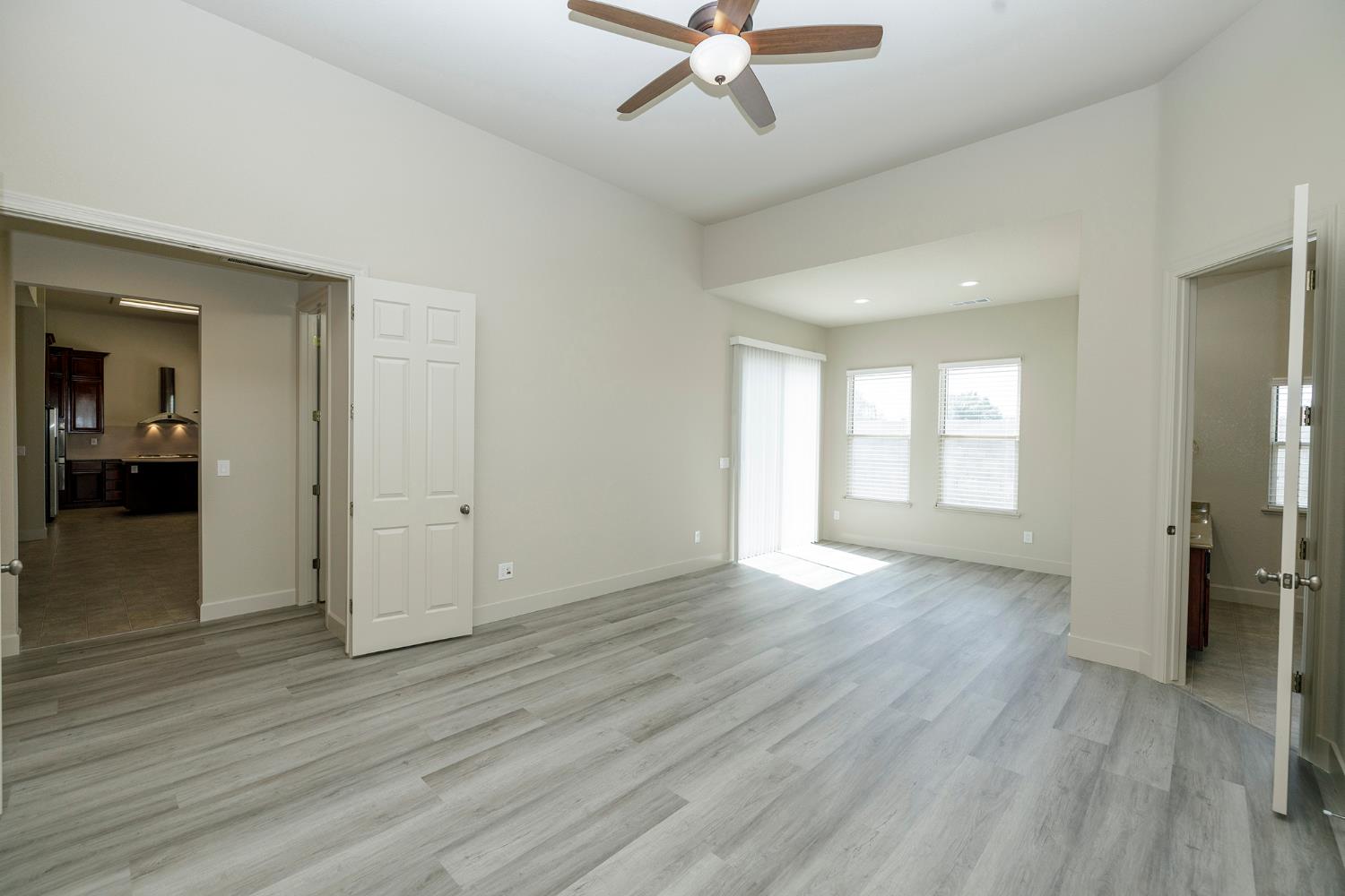 3216 Allan Adale Dr, Modesto, CA 95355