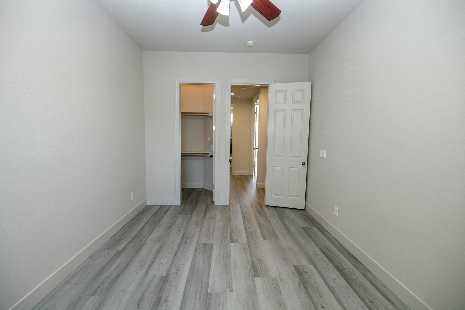 3216 Allan Adale Dr, Modesto, CA 95355