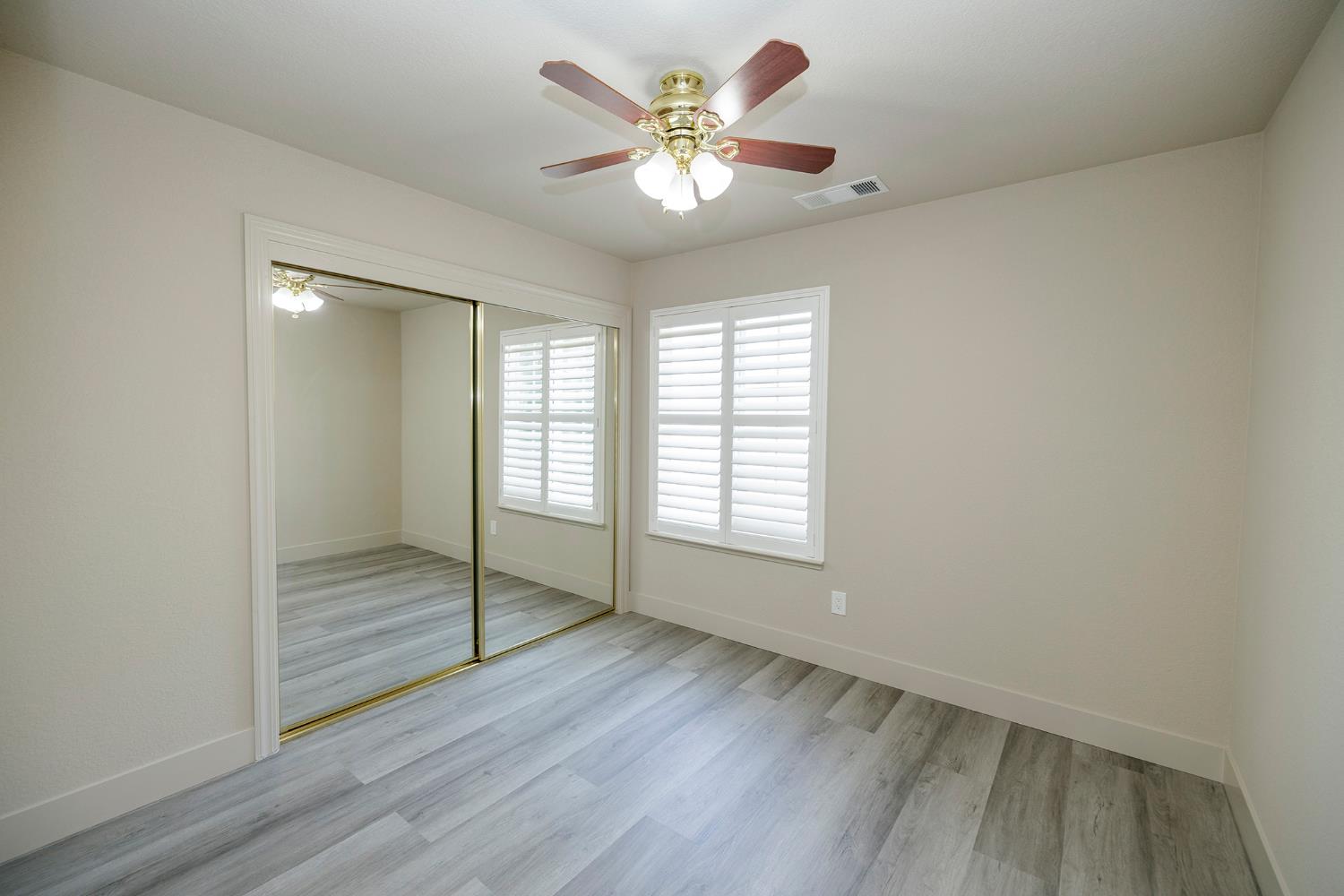 3216 Allan Adale Dr, Modesto, CA 95355