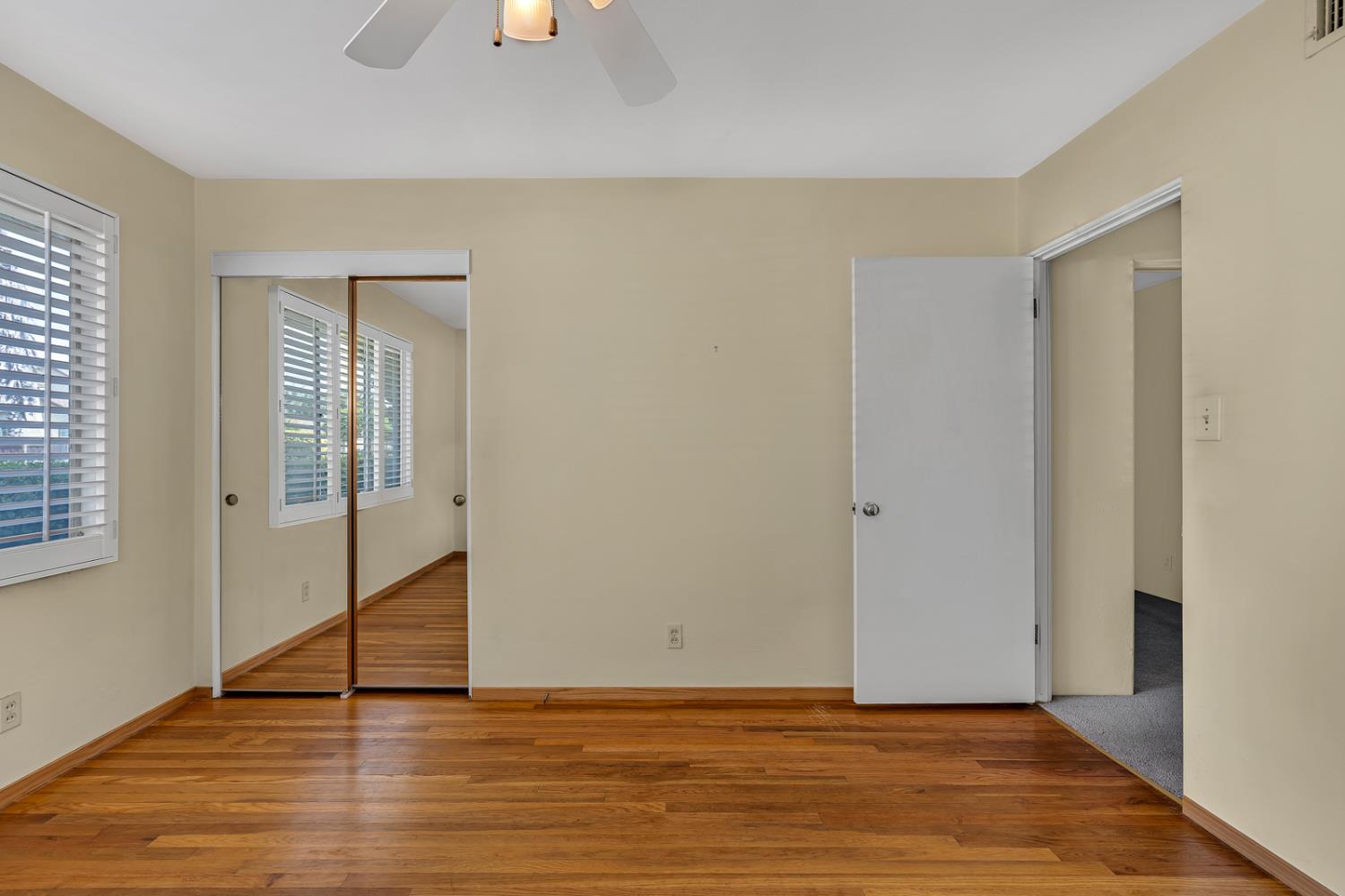 1502 Paradise Lane, Los Banos, CA 93635