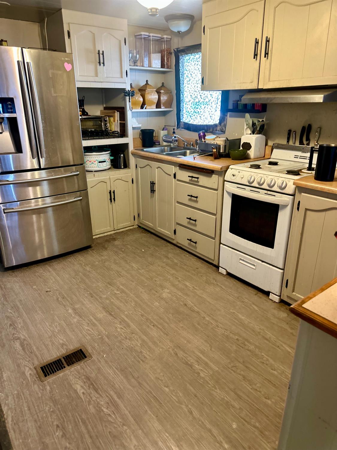 425 20th Century Blvd #A13, Turlock, CA 95380