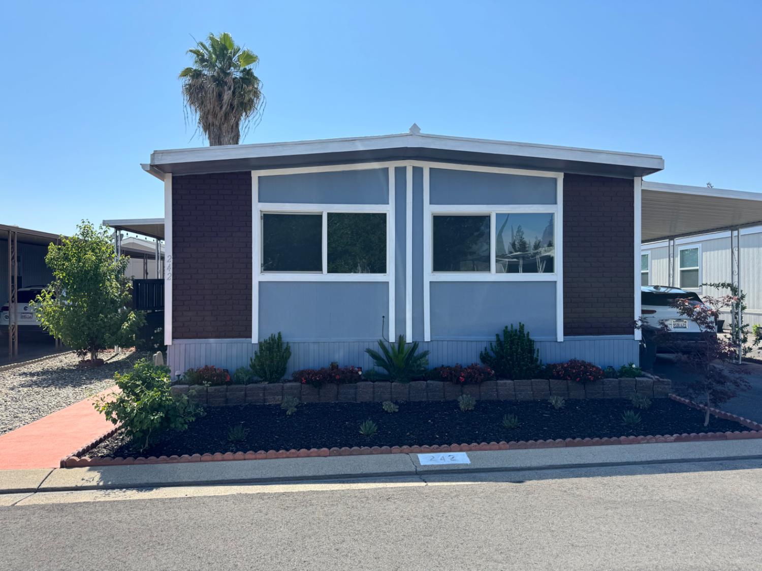 2621 Prescott Rd #242, Modesto, CA 95350