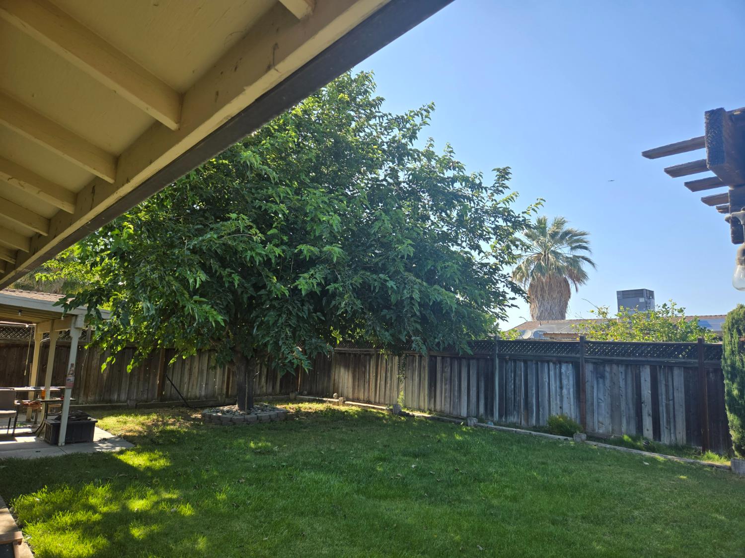 1364 Dove St, Los Banos, CA 93635