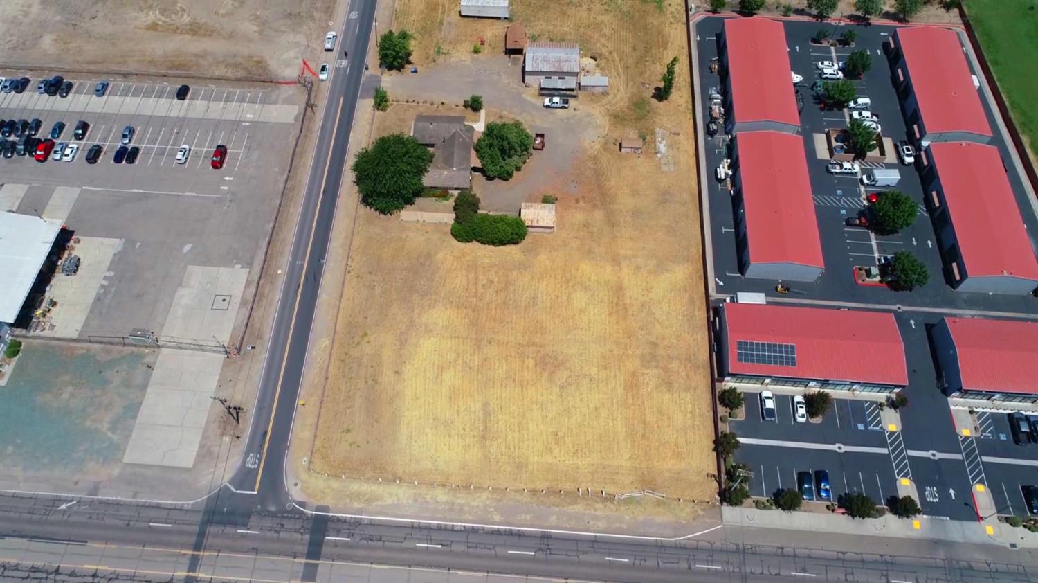 140 Swanson Rd, Manteca, CA 95337