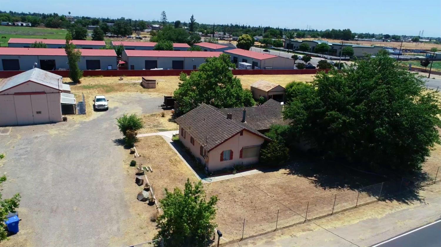 140 Swanson Rd, Manteca, CA 95337