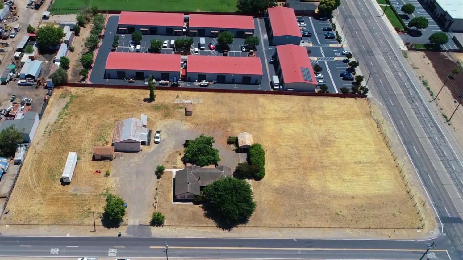 140 Swanson Rd, Manteca, CA 95337