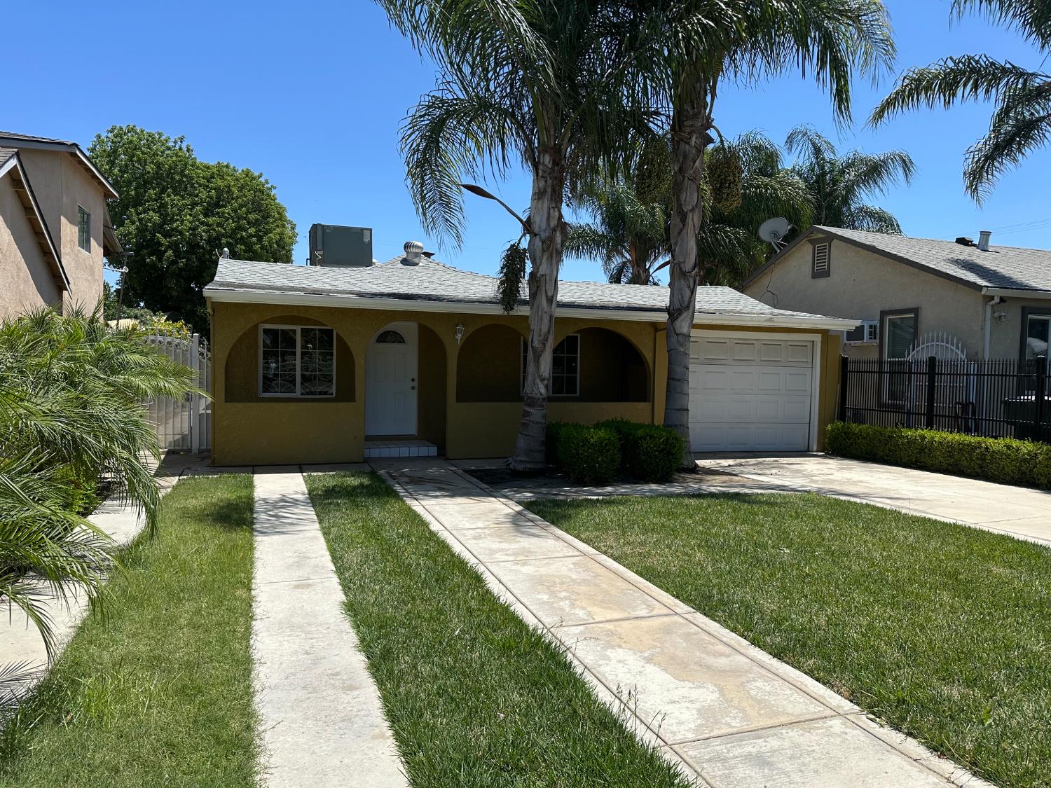 1826 Seattle St, Modesto, CA 95358