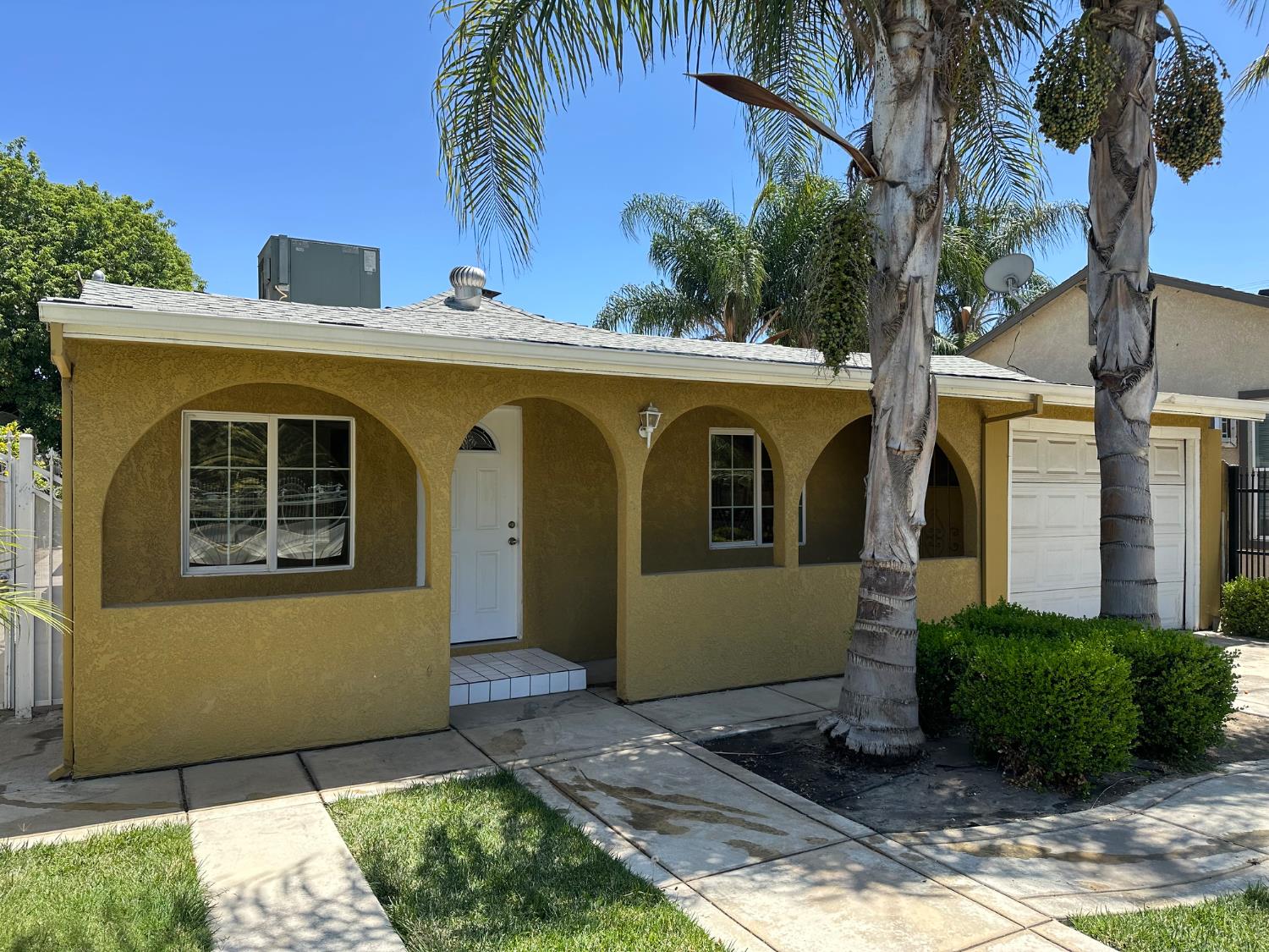 1826 Seattle St, Modesto, CA 95358