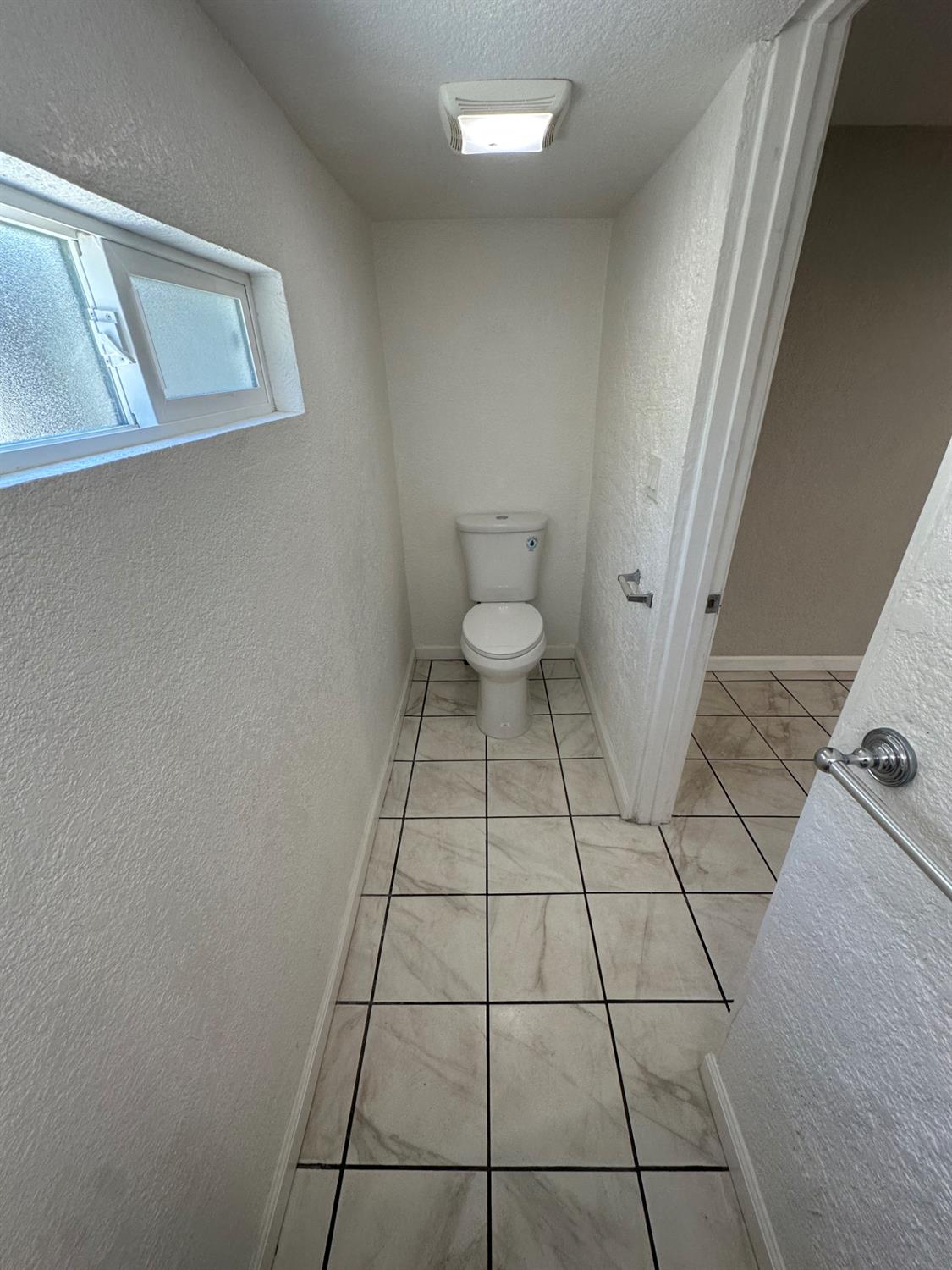 1826 Seattle St, Modesto, CA 95358