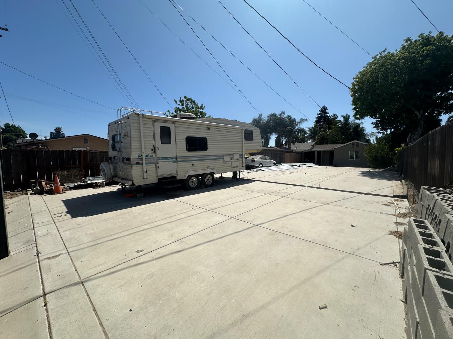 1826 Seattle St, Modesto, CA 95358