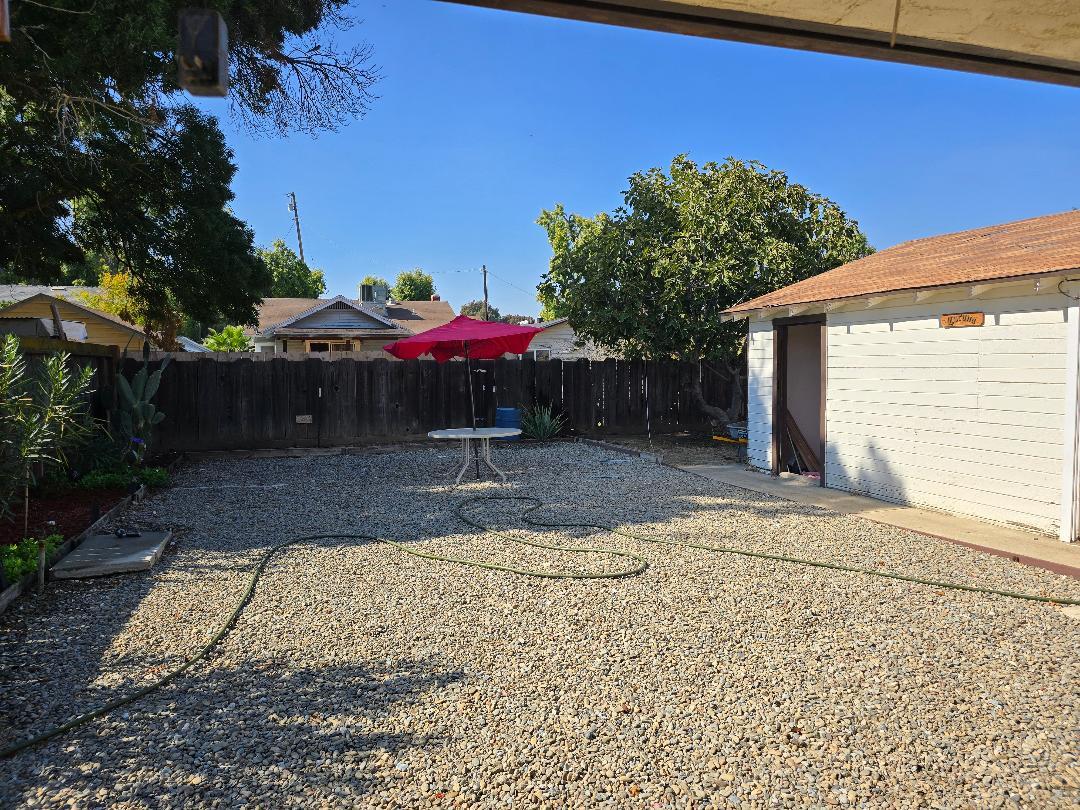649 Sycamore Ave, Gustine, CA 95322