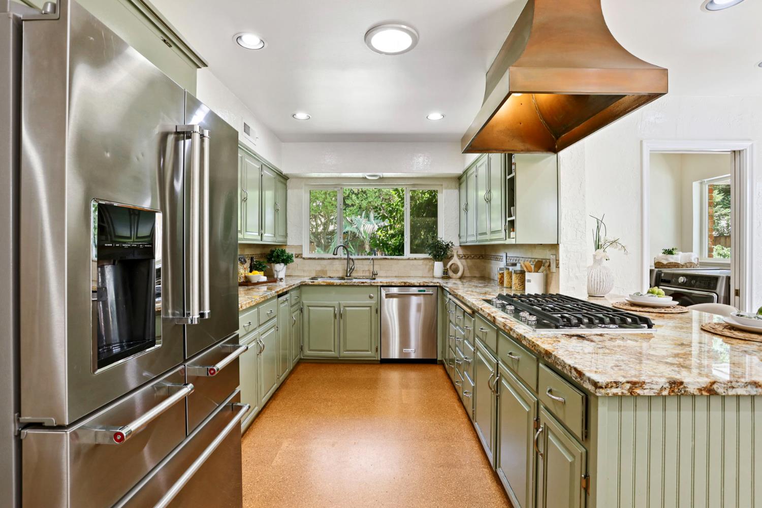 1330 Magnolia Ave, Modesto, CA 95350