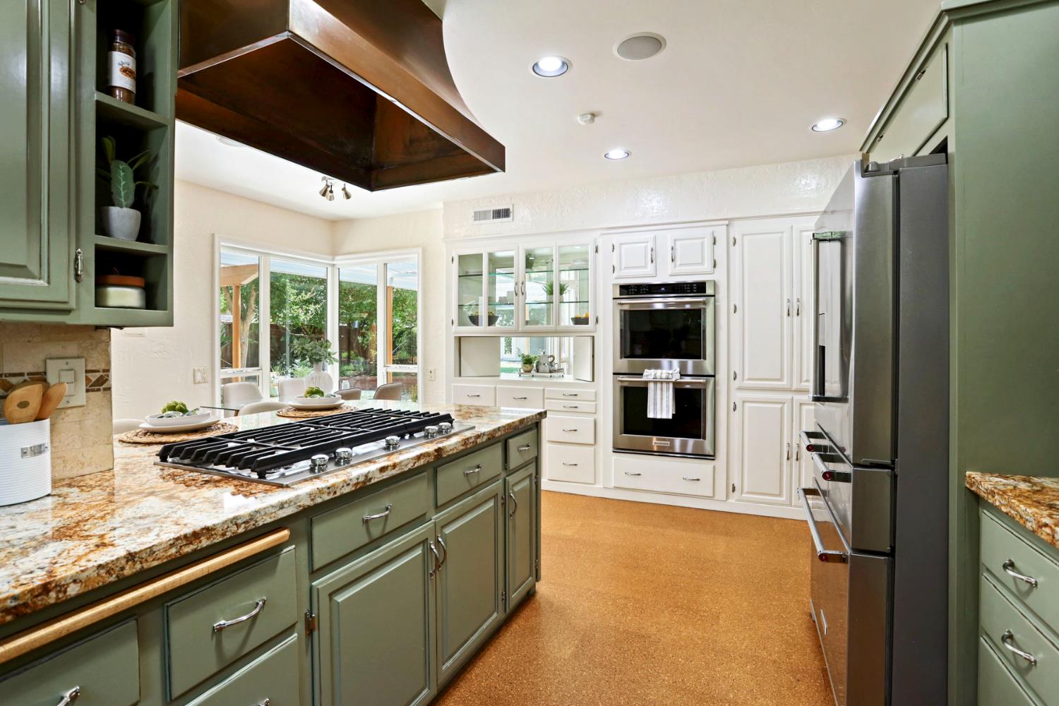 1330 Magnolia Ave, Modesto, CA 95350