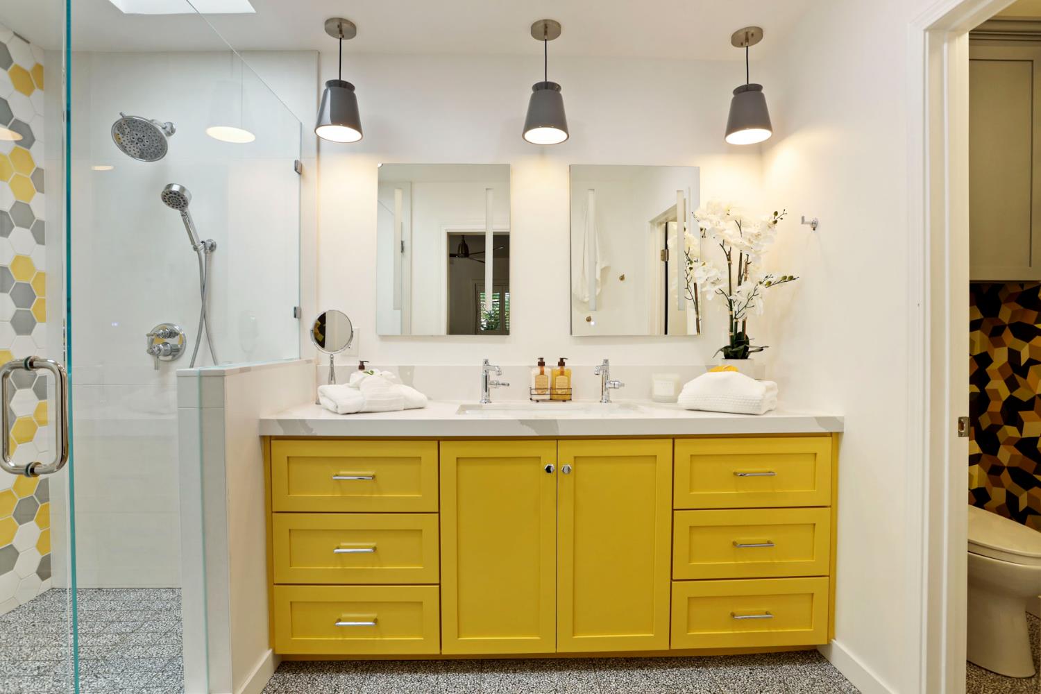 1330 Magnolia Ave, Modesto, CA 95350