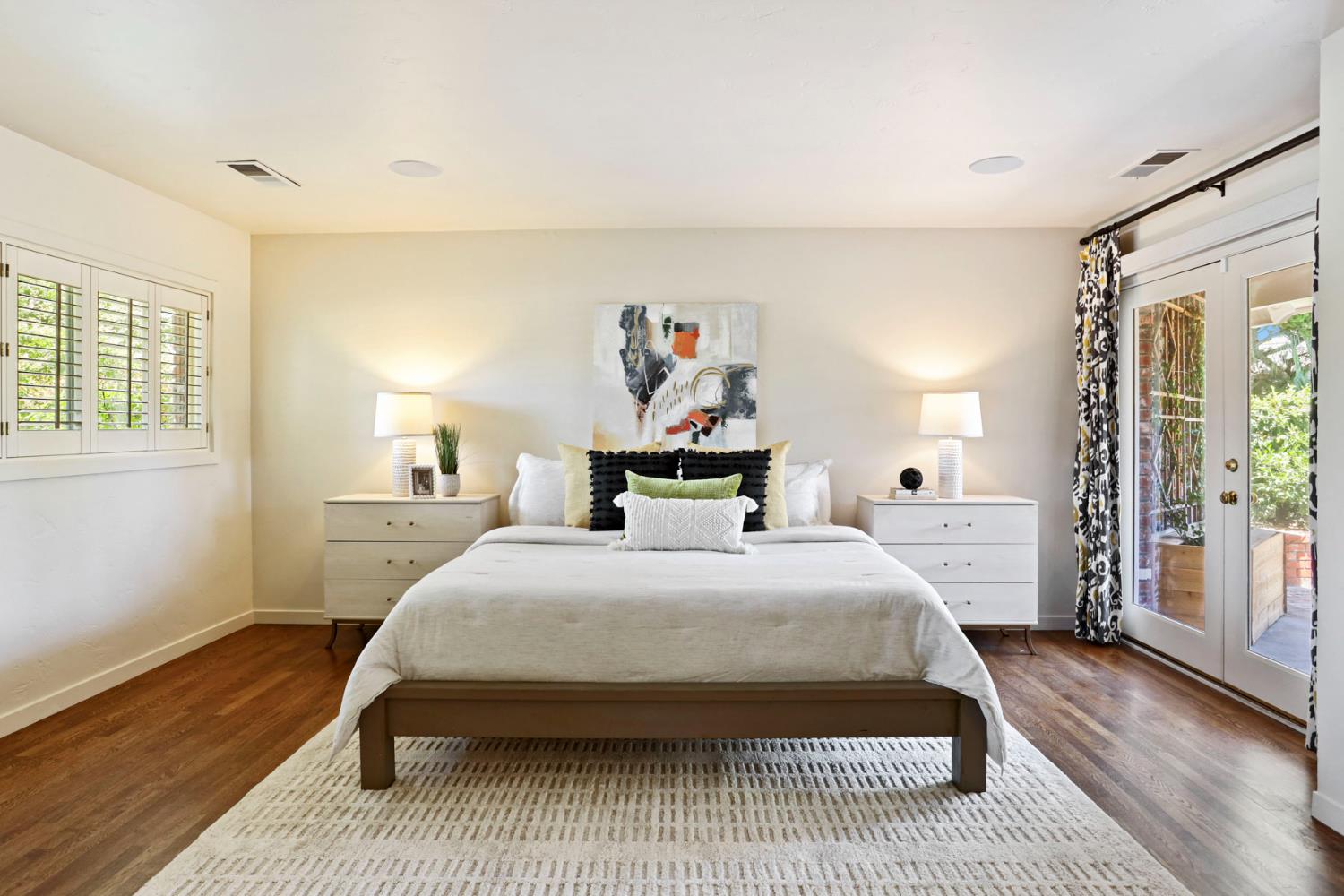 1330 Magnolia Ave, Modesto, CA 95350