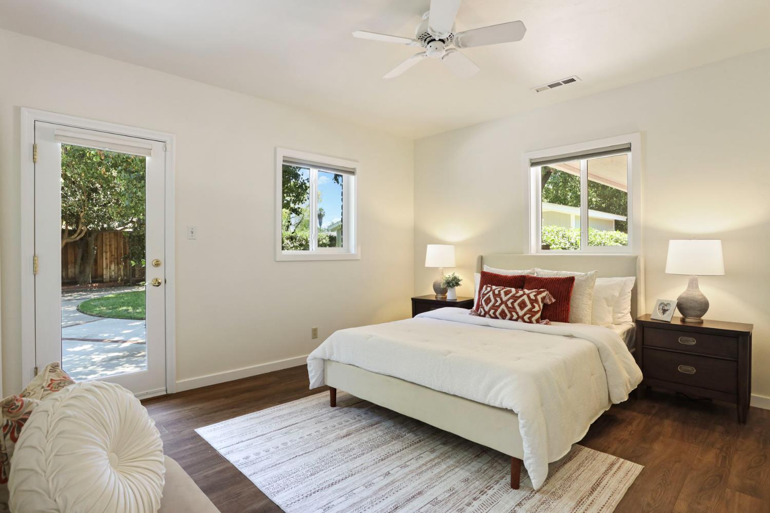 1330 Magnolia Ave, Modesto, CA 95350