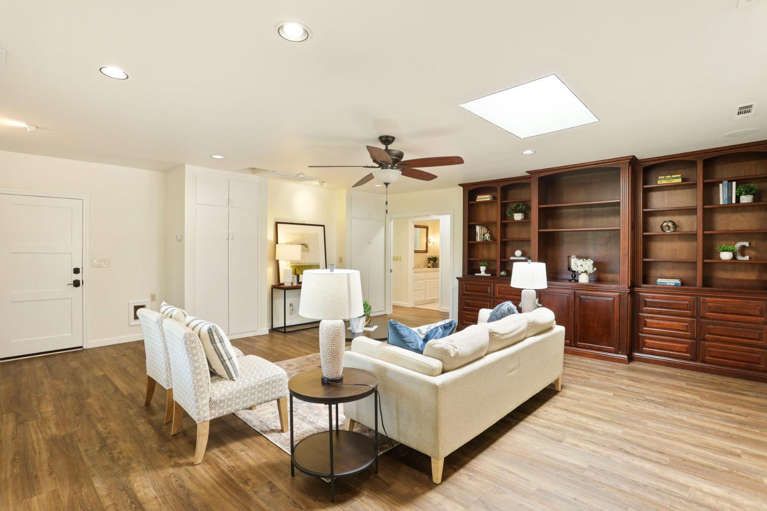 1330 Magnolia Ave, Modesto, CA 95350