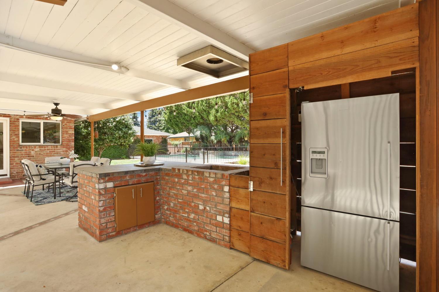 1330 Magnolia Ave, Modesto, CA 95350