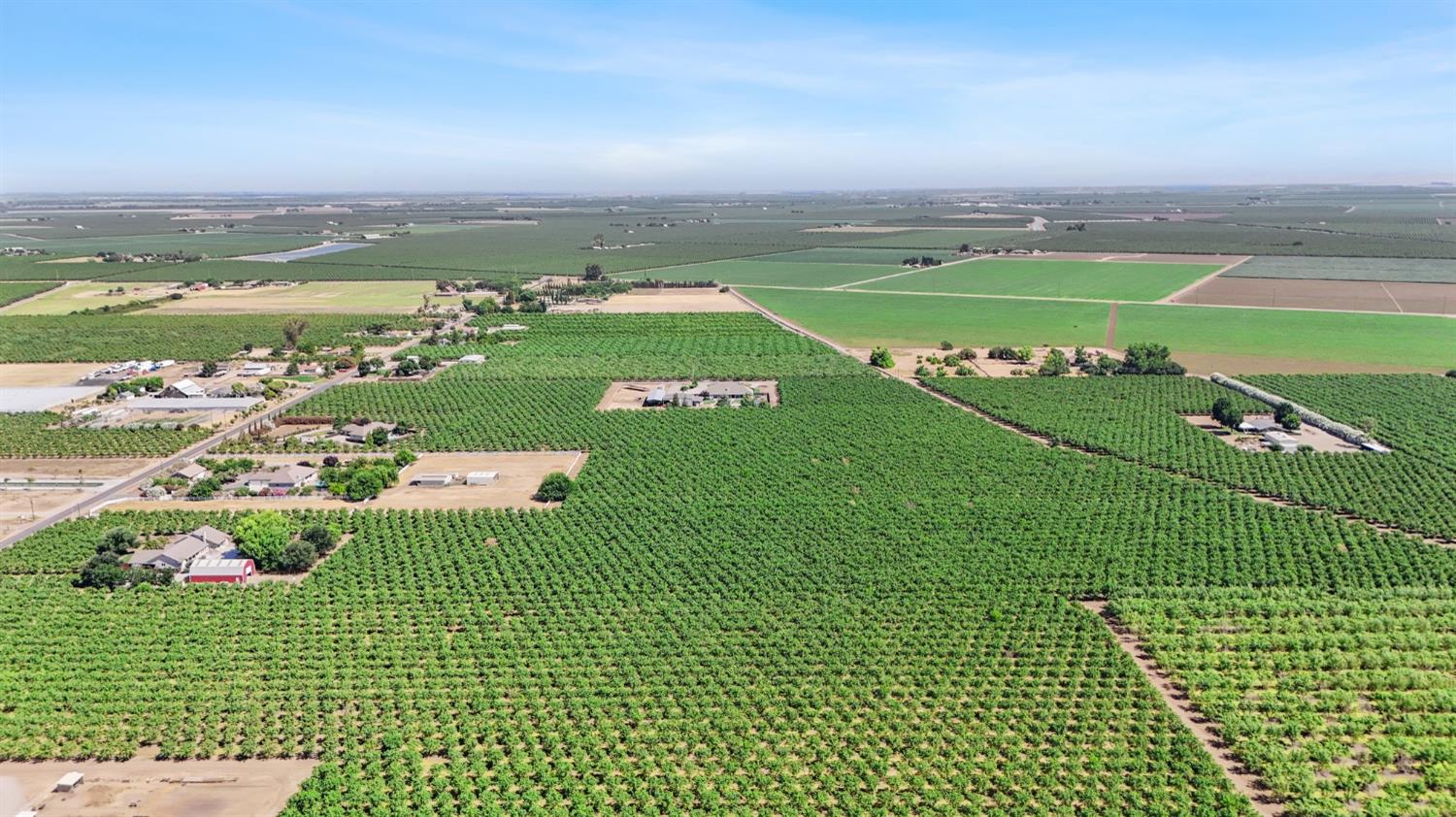 18413 Sycamore Ave, Patterson, CA 95363