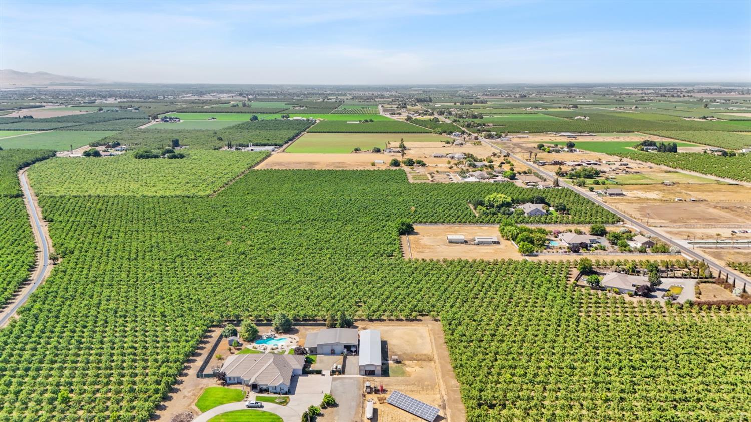 18413 Sycamore Ave, Patterson, CA 95363