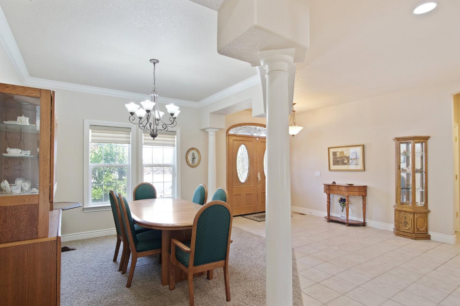 18413 Sycamore Ave, Patterson, CA 95363