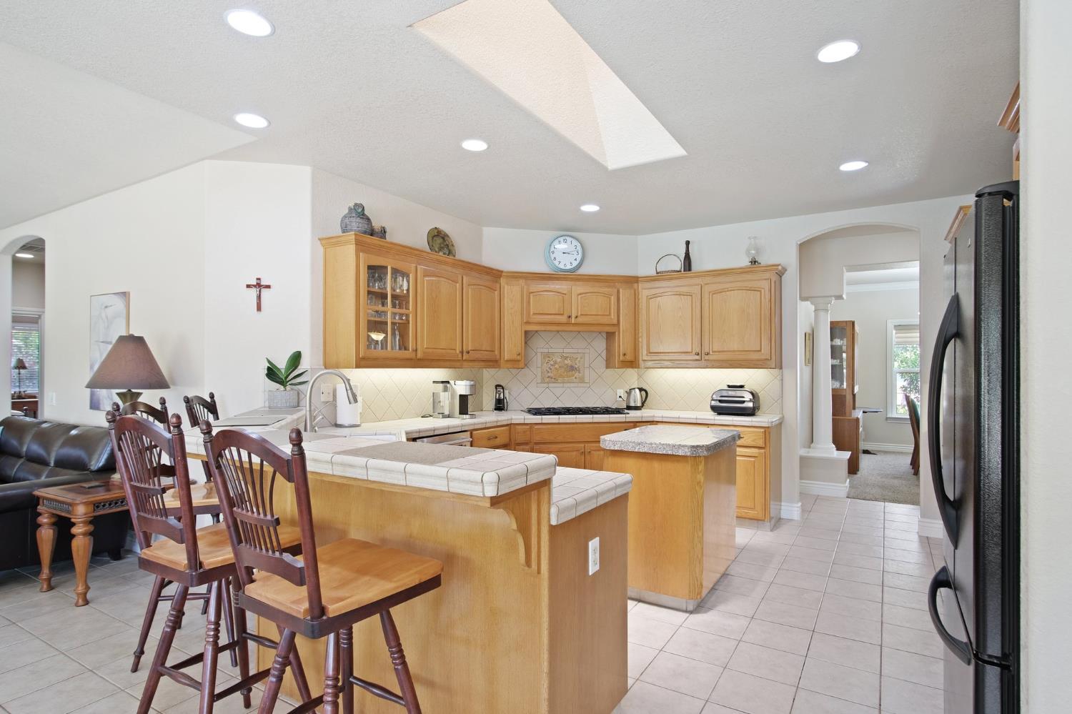 18413 Sycamore Ave, Patterson, CA 95363