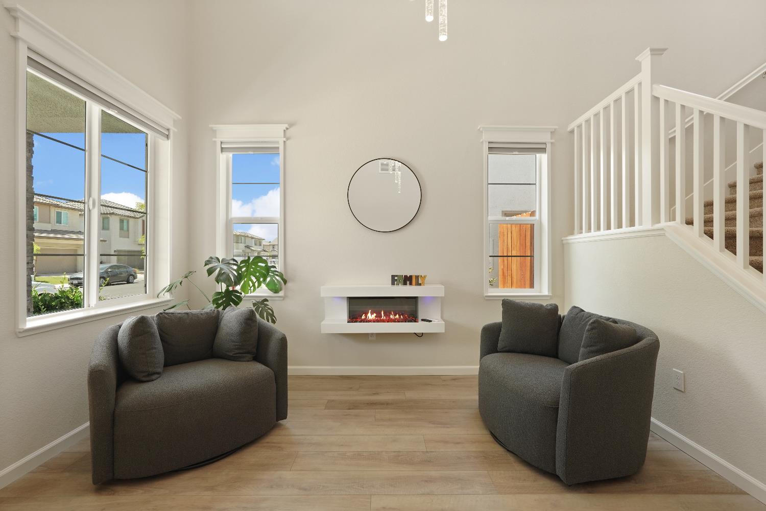 1517 Luminous St, Modesto, CA 95356