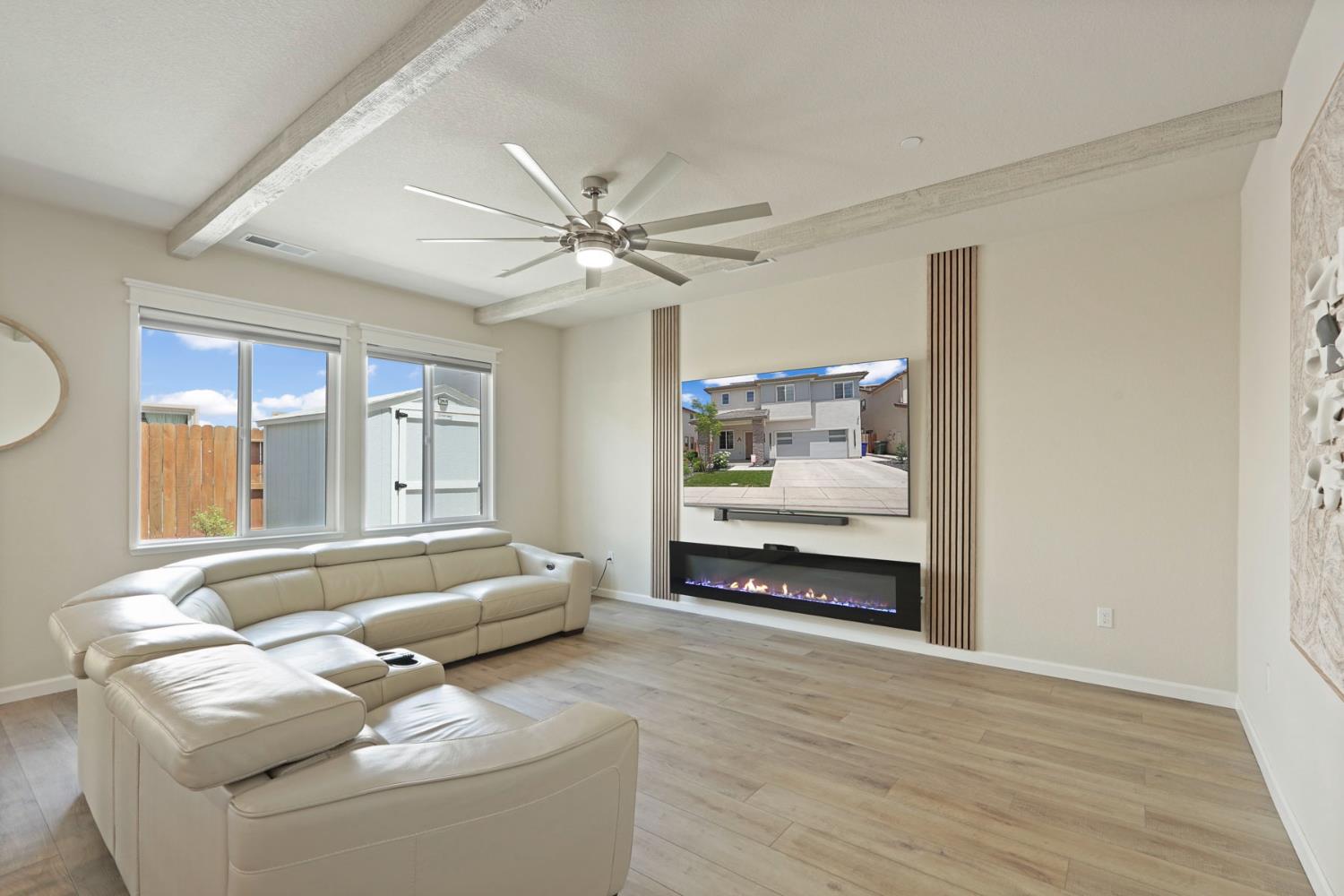 1517 Luminous St, Modesto, CA 95356