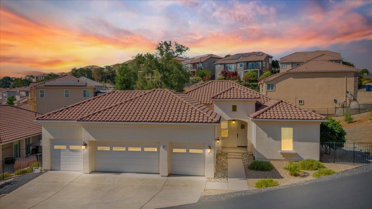 299 Calypso Beach Dr #B, Copperopolis, CA 95228