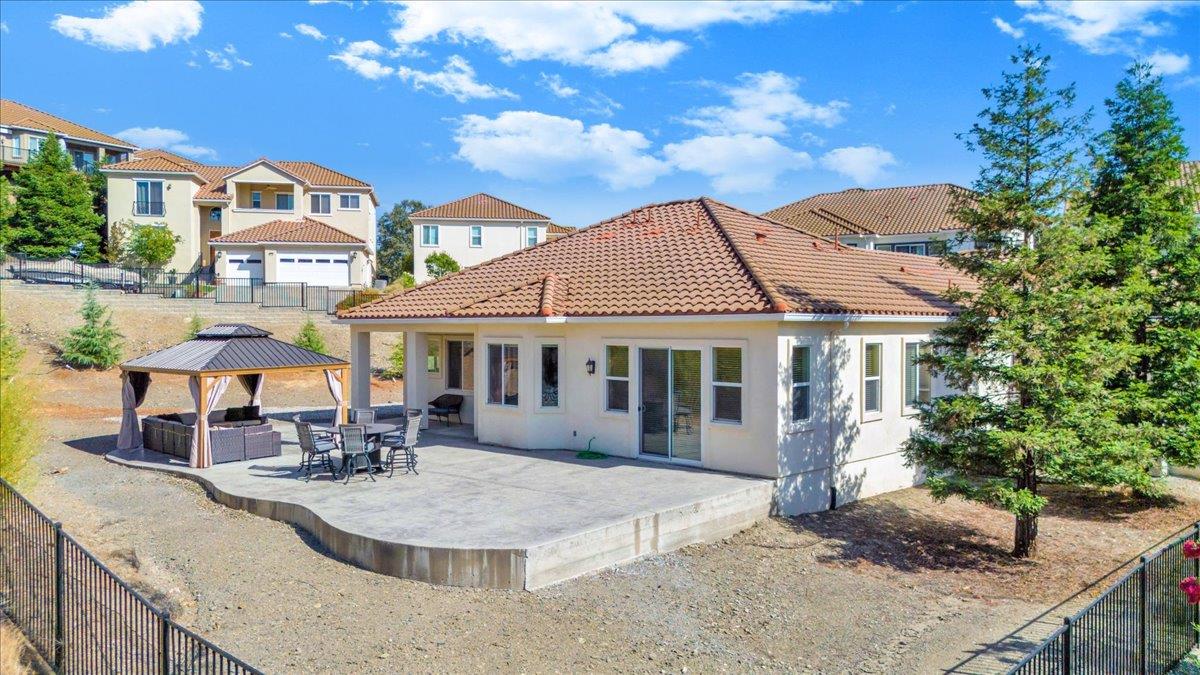 299 Calypso Beach Dr #B, Copperopolis, CA 95228