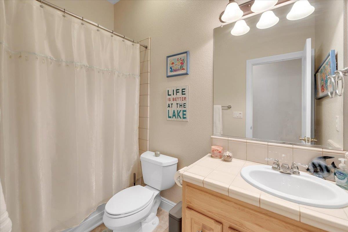 299 Calypso Beach Dr #B, Copperopolis, CA 95228