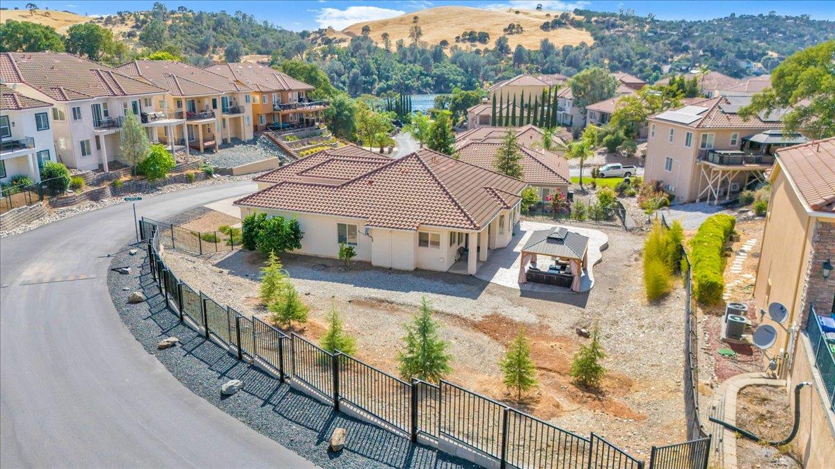 299 Calypso Beach Dr #B, Copperopolis, CA 95228