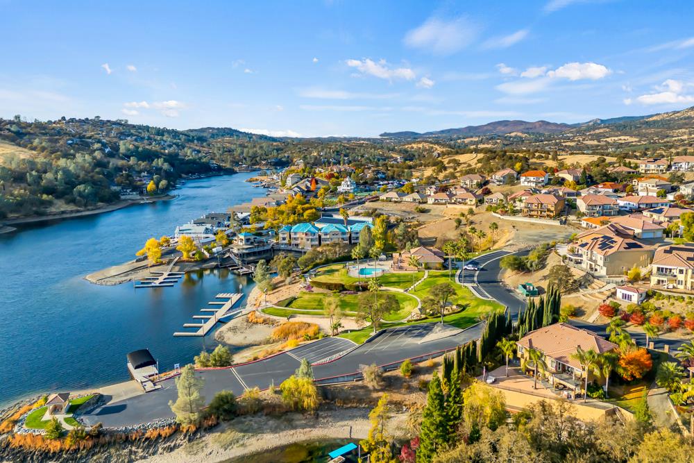 299 Calypso Beach Dr #B, Copperopolis, CA 95228