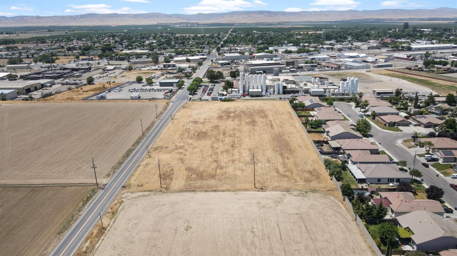 619 657 Inyo Ave, Newman, CA 95360