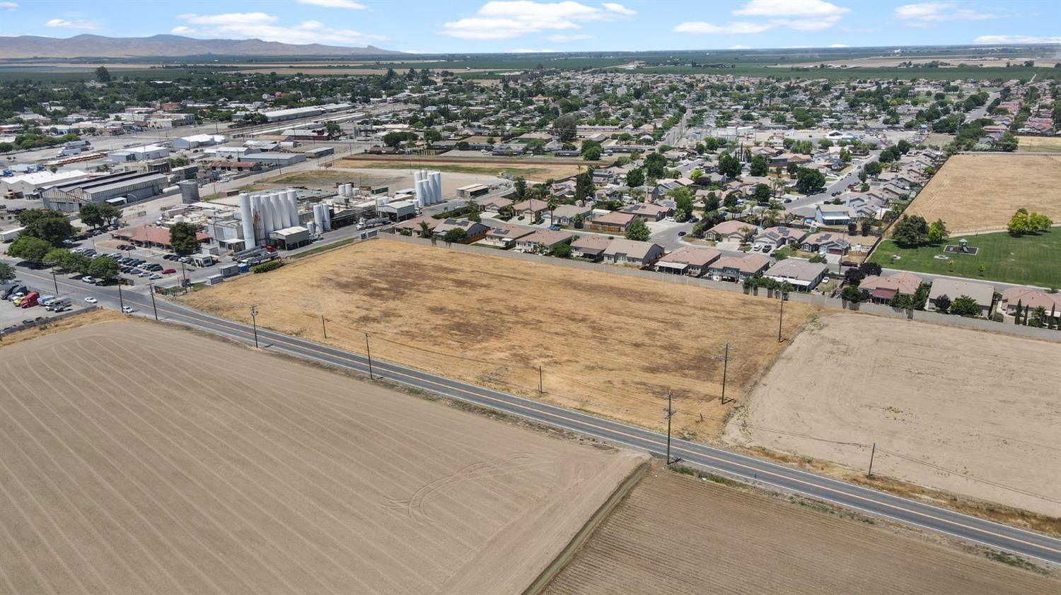 619 657 Inyo Ave, Newman, CA 95360