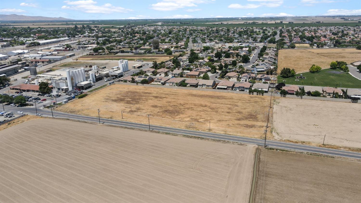 619 657 Inyo Ave, Newman, CA 95360