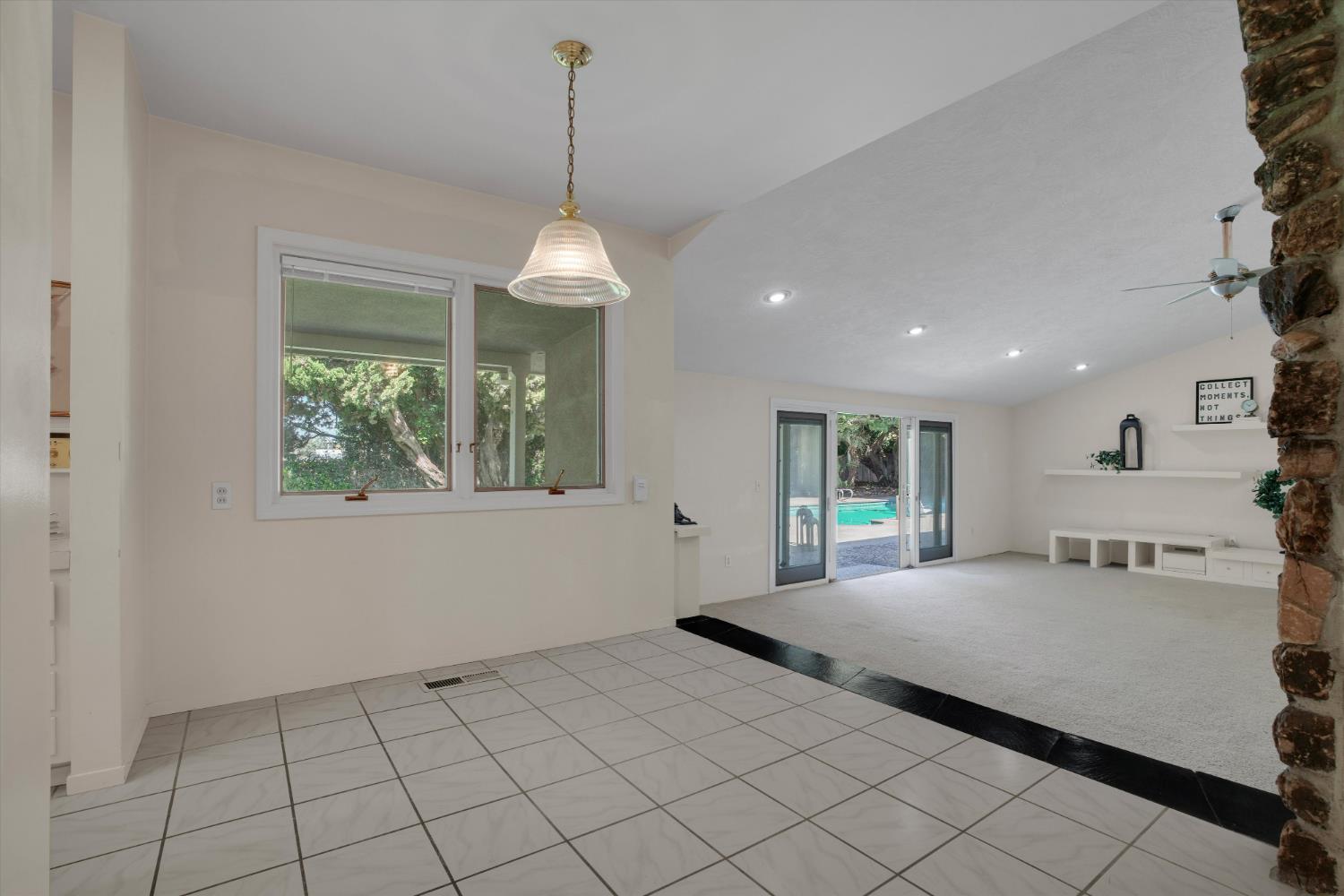 7025 Hillcrest Dr, Modesto, CA 95356