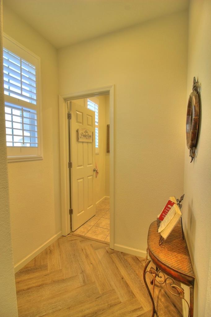 2204 Gallery Dr, Riverbank, CA 95367