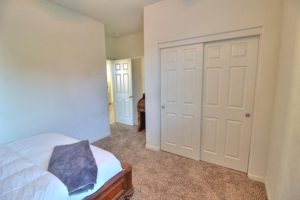 2204 Gallery Dr, Riverbank, CA 95367