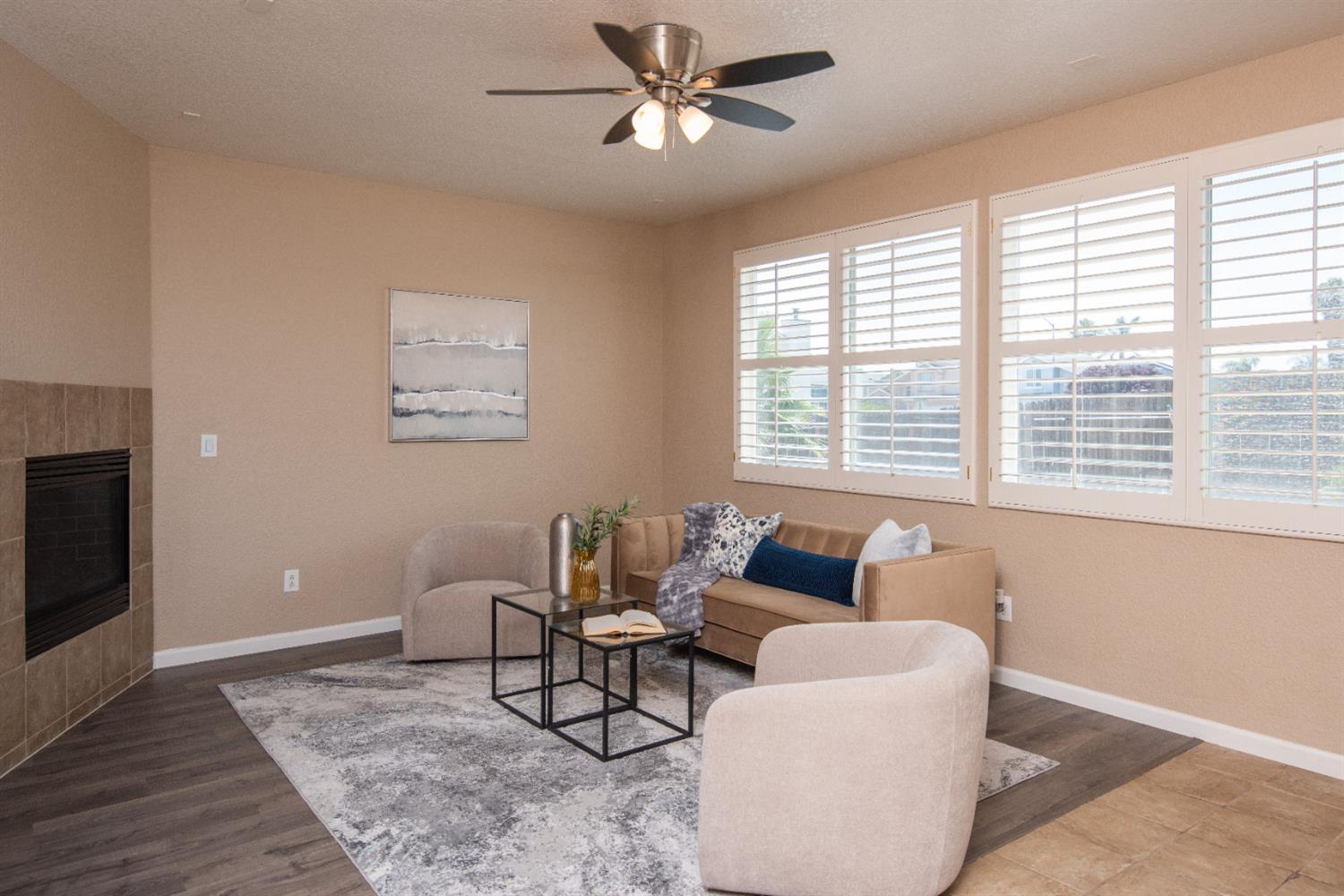 1992 Valenzuela Ct, Manteca, CA 95336