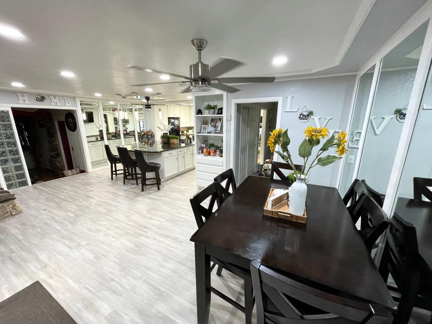 2313 Thomas St, Ceres, CA 95307