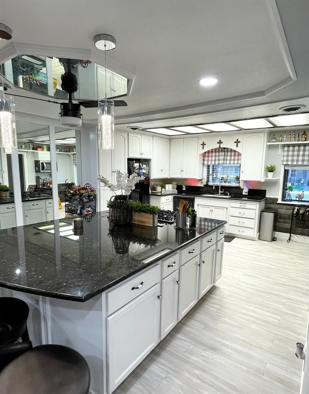 2313 Thomas St, Ceres, CA 95307