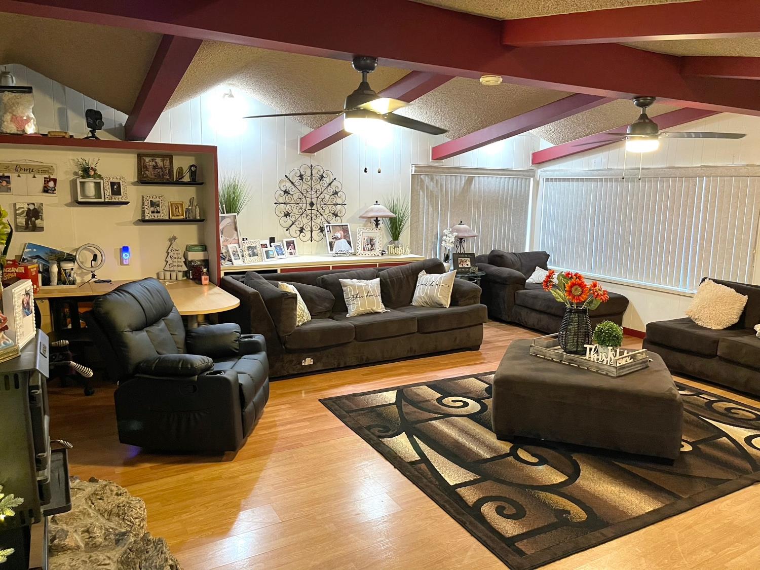 2313 Thomas St, Ceres, CA 95307