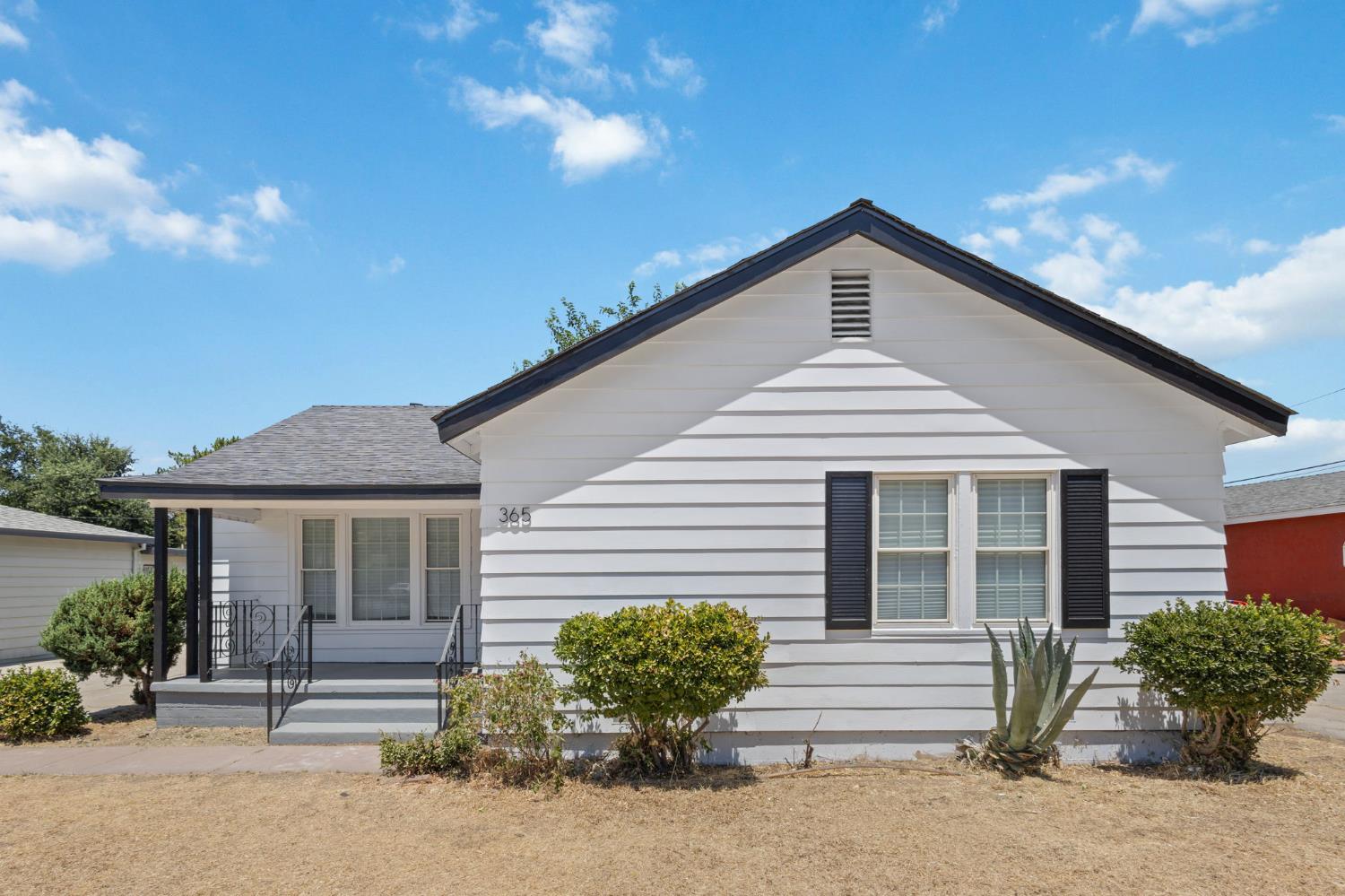 365 E Main St, Merced, CA 95340