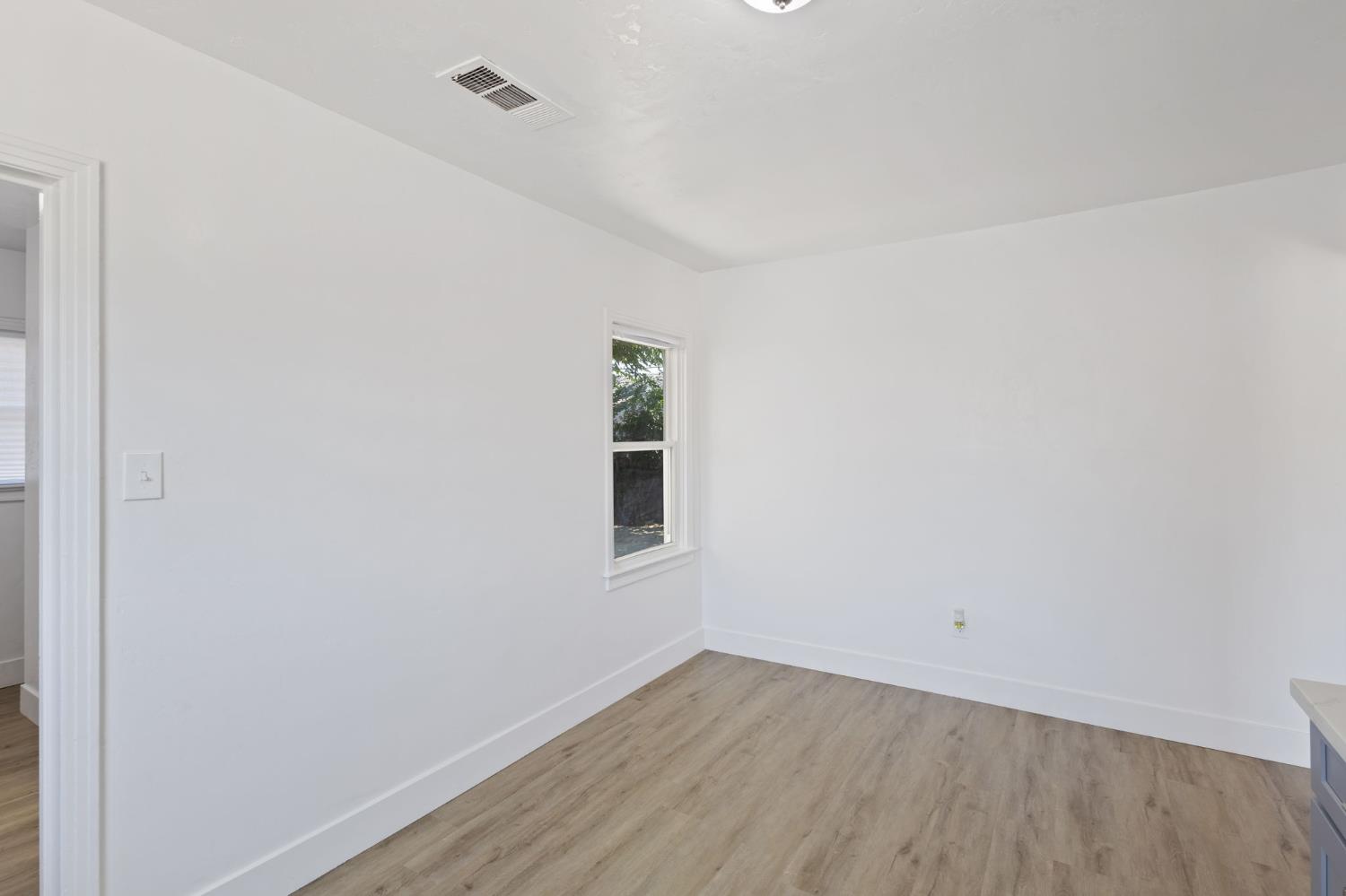 365 E Main St, Merced, CA 95340